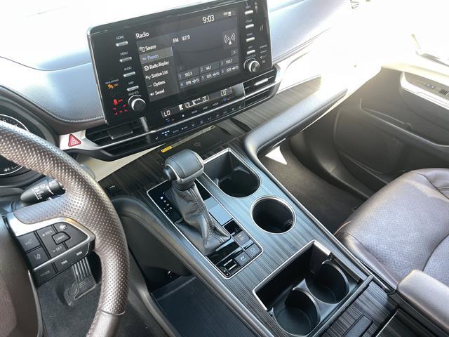 2022 Toyota Sienna Platinum 7-Passenger Peoria AZ