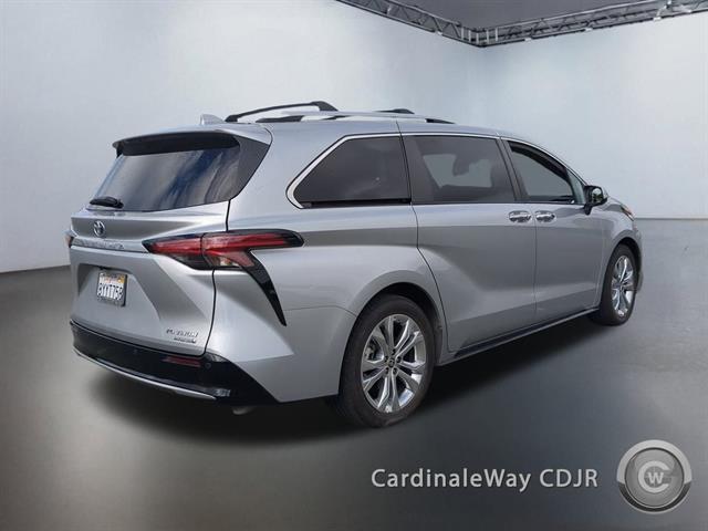 2022 Toyota Sienna Platinum Santa Rosa CA