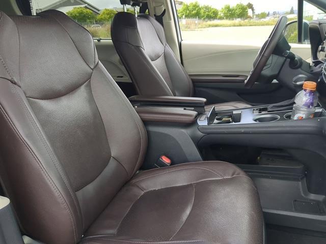 2022 Toyota Sienna Platinum Santa Rosa CA