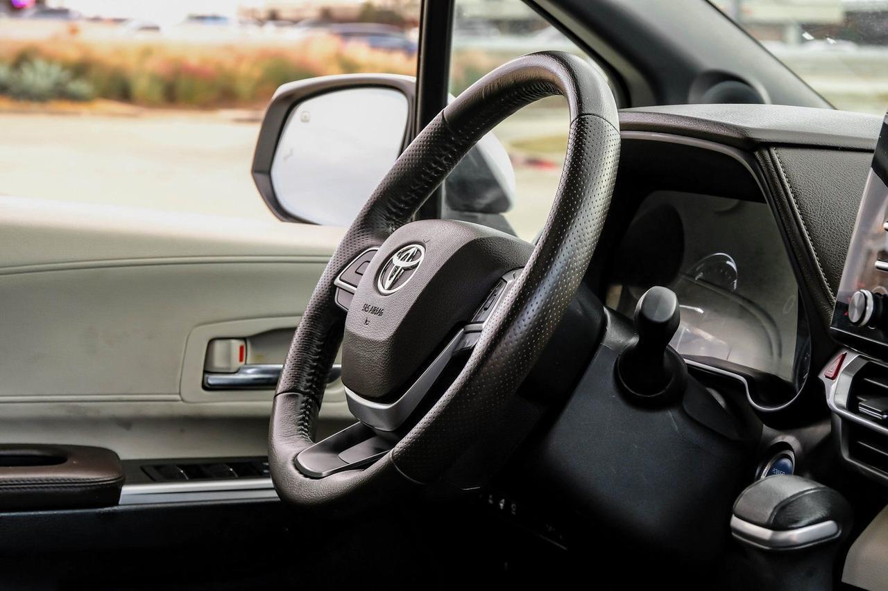 2022 Toyota Sienna Platinum Richardson TX