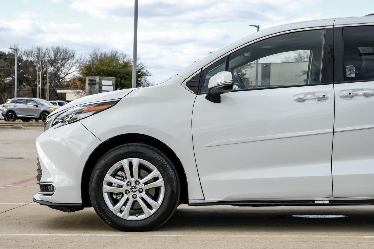 2022 Toyota Sienna Platinum Richardson TX