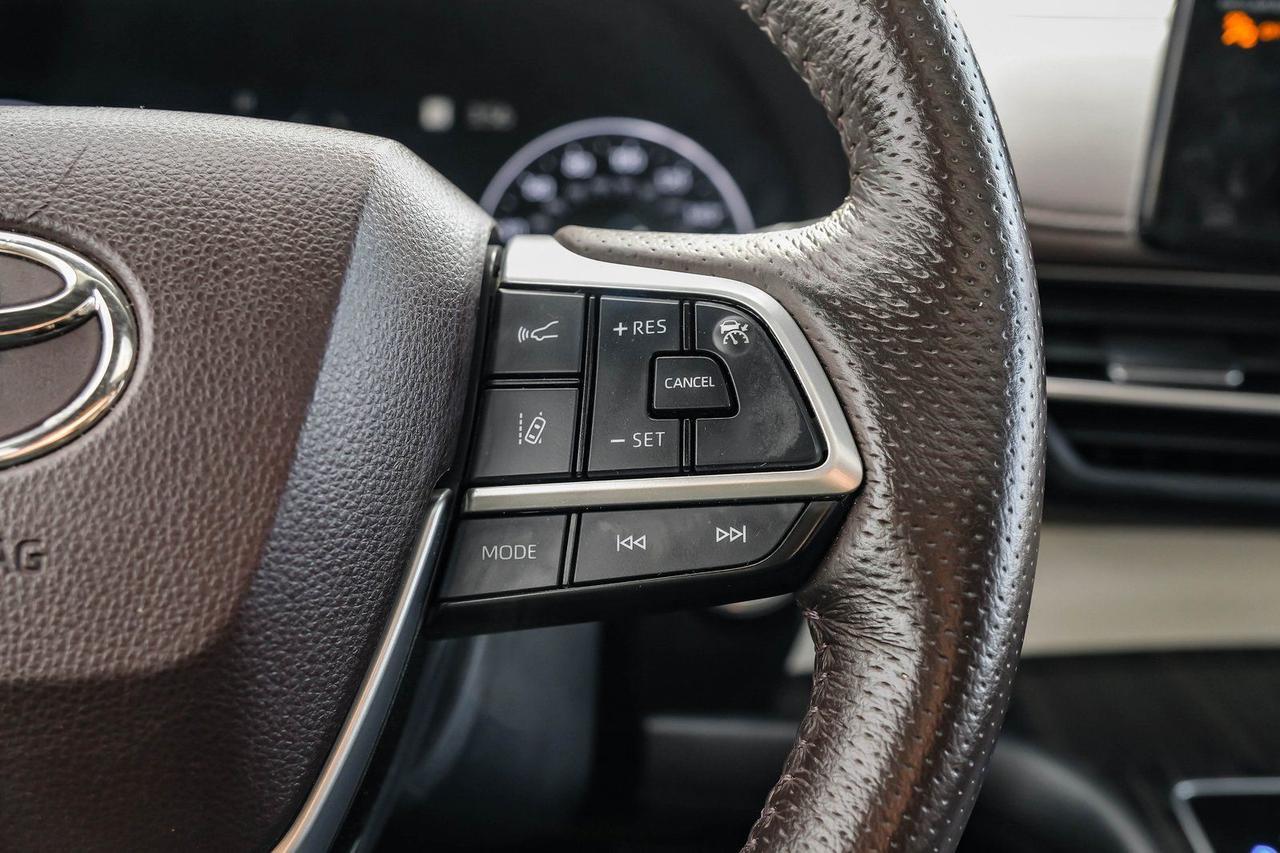 2022 Toyota Sienna Platinum Richardson TX