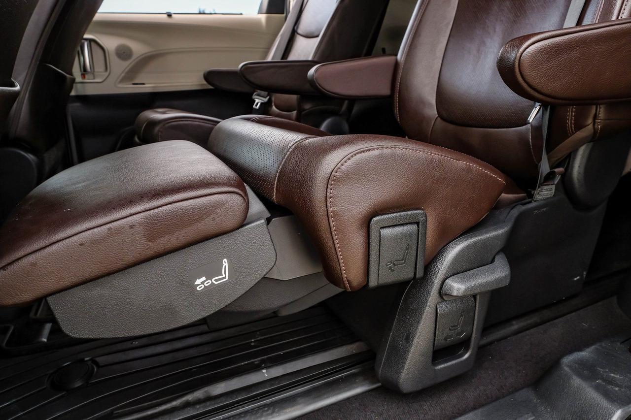 2022 Toyota Sienna Platinum Richardson TX