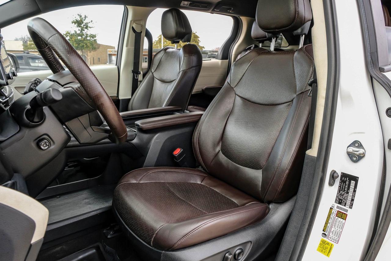 2022 Toyota Sienna Platinum Richardson TX