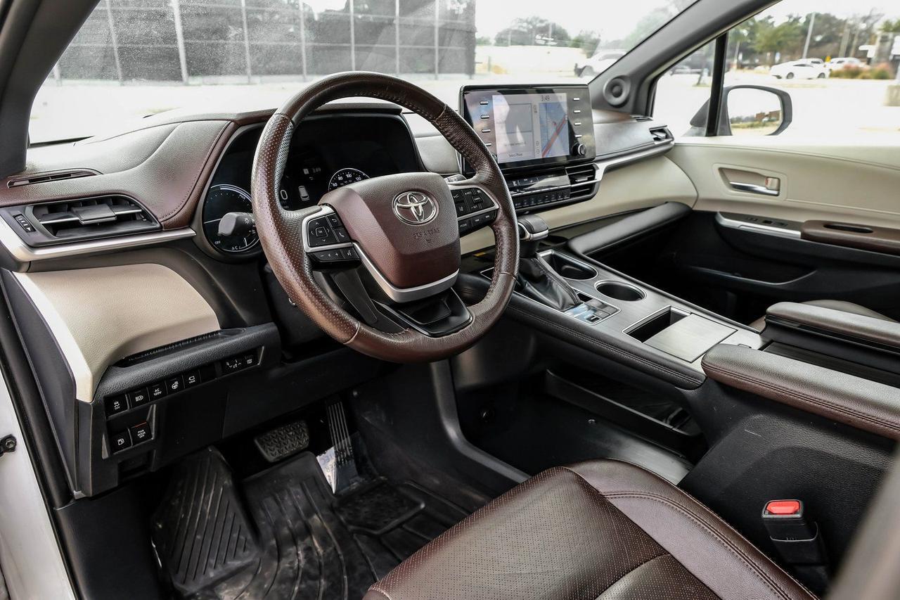 2022 Toyota Sienna Platinum Richardson TX