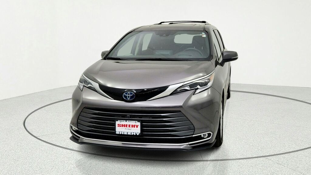 2022 Toyota Sienna Platinum Laurel MD