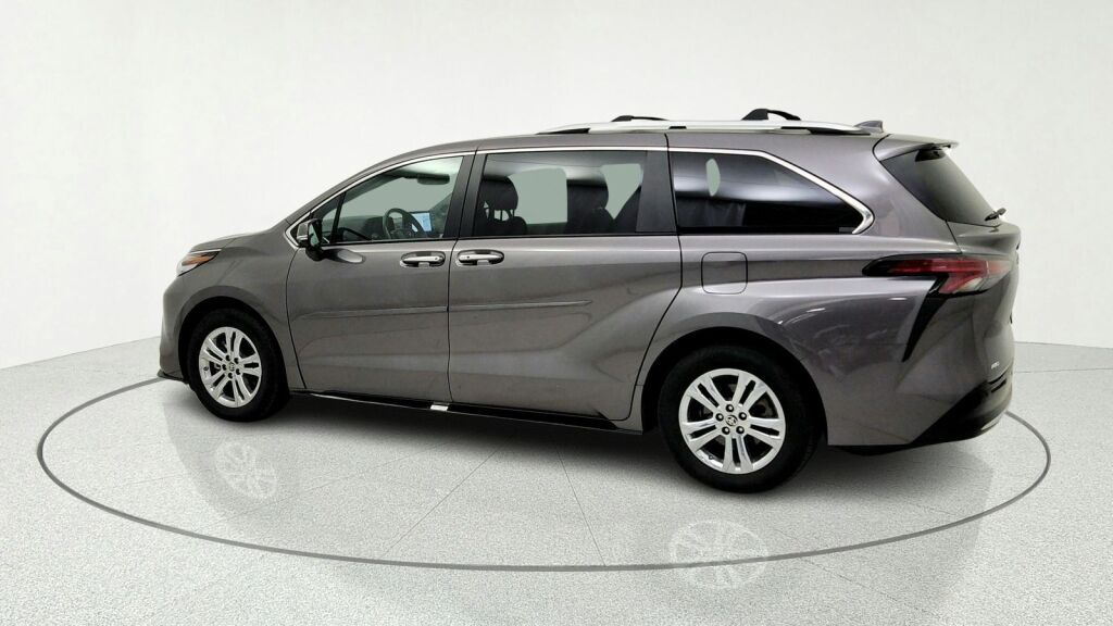 2022 Toyota Sienna Platinum Laurel MD