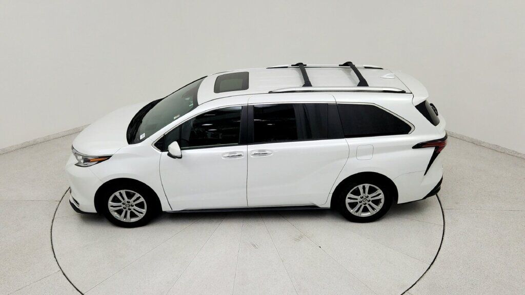 2022 Toyota Sienna Platinum Laurel MD