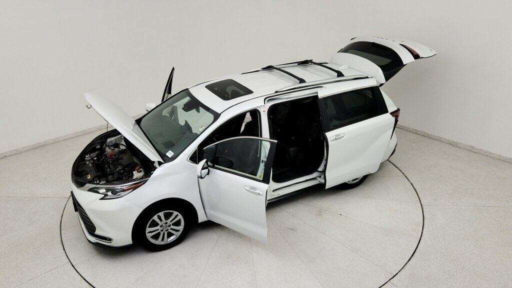 2022 Toyota Sienna Platinum Laurel MD