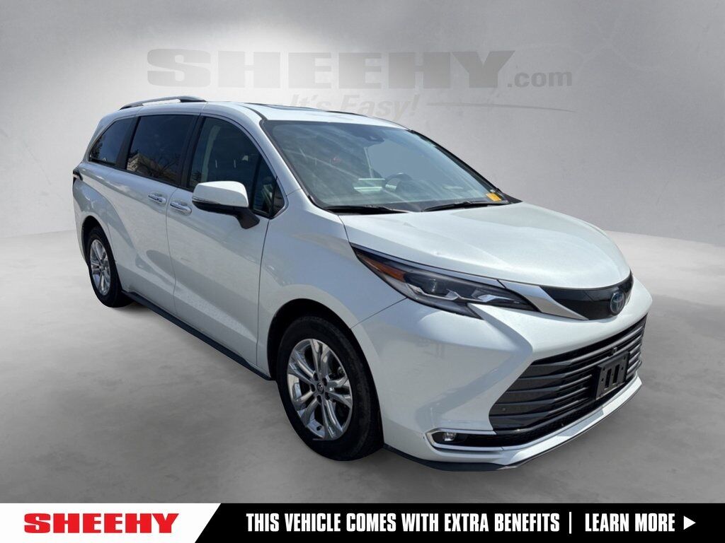 2022 Toyota Sienna Platinum