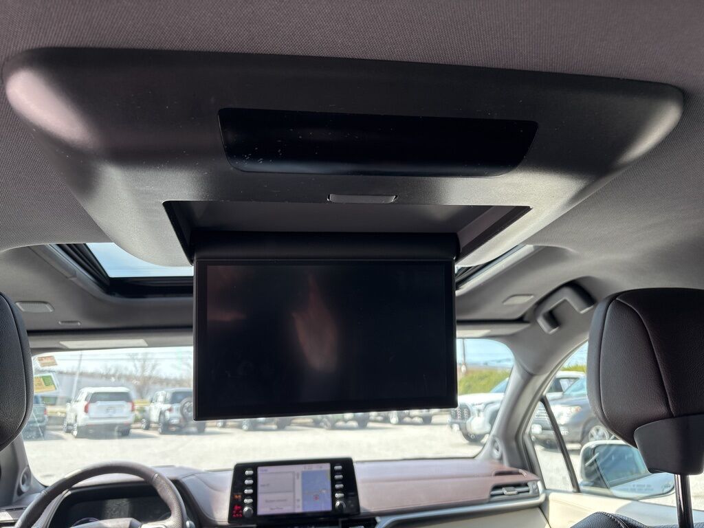 2022 Toyota Sienna Platinum Cockeysville MD