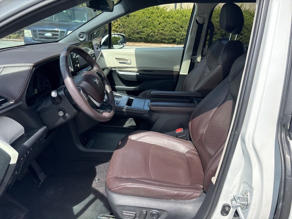 2022 Toyota Sienna Platinum Cockeysville MD