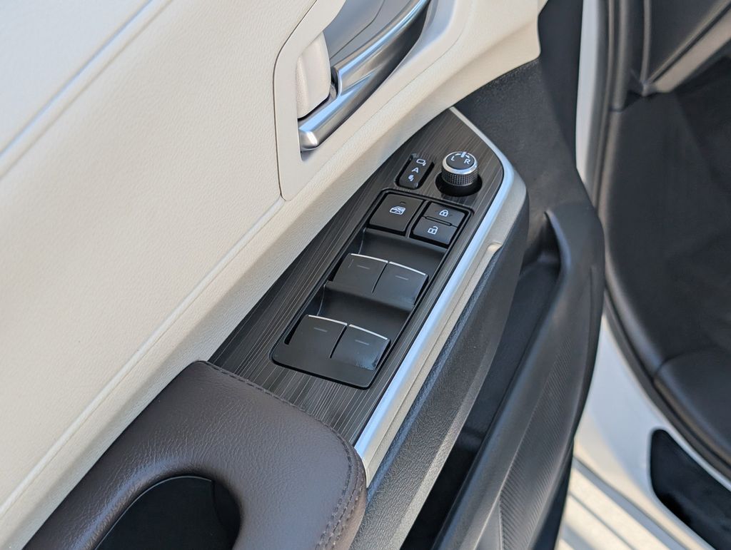 2022 Toyota Sienna Platinum Cockeysville MD