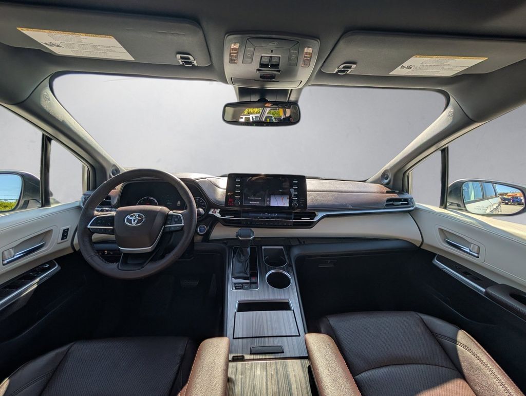 2022 Toyota Sienna Platinum Cockeysville MD