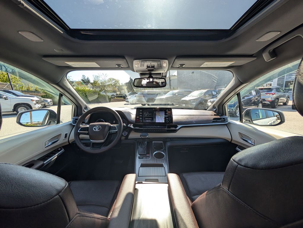 2022 Toyota Sienna Platinum Cockeysville MD