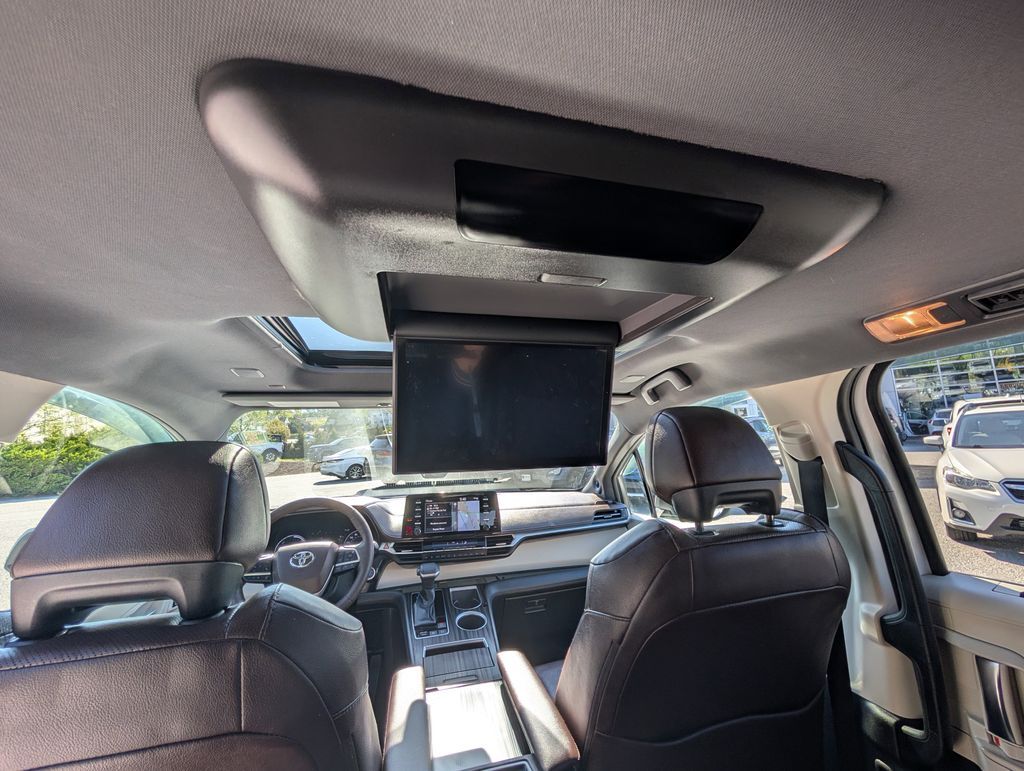 2022 Toyota Sienna Platinum Cockeysville MD