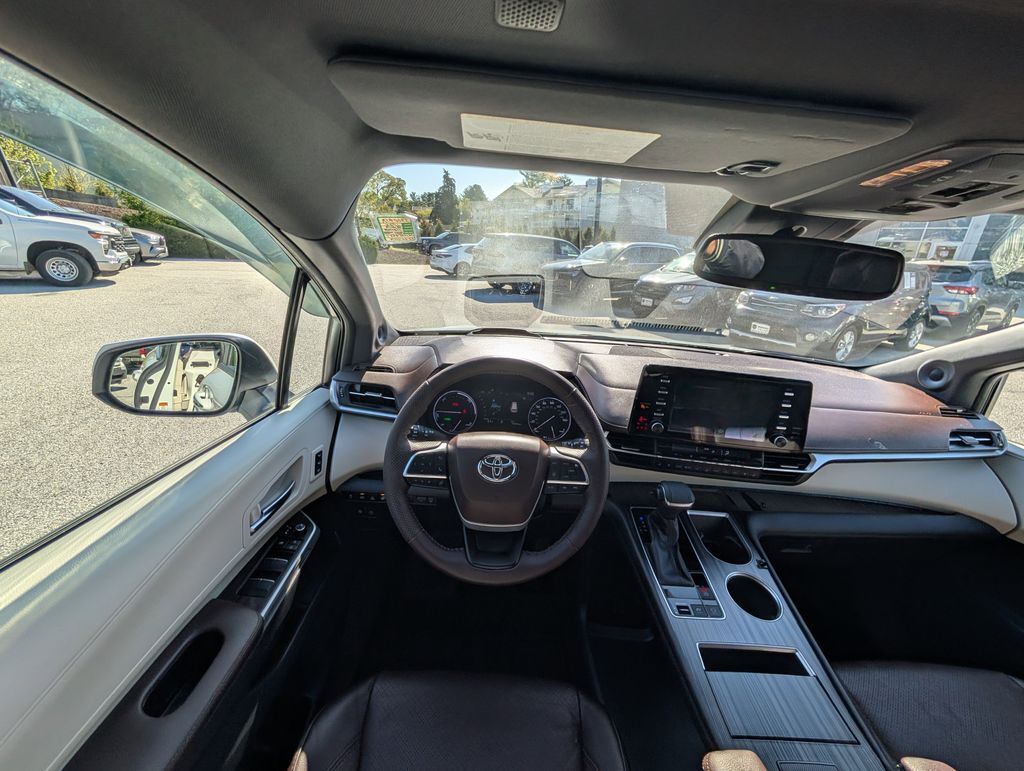 2022 Toyota Sienna Platinum Cockeysville MD