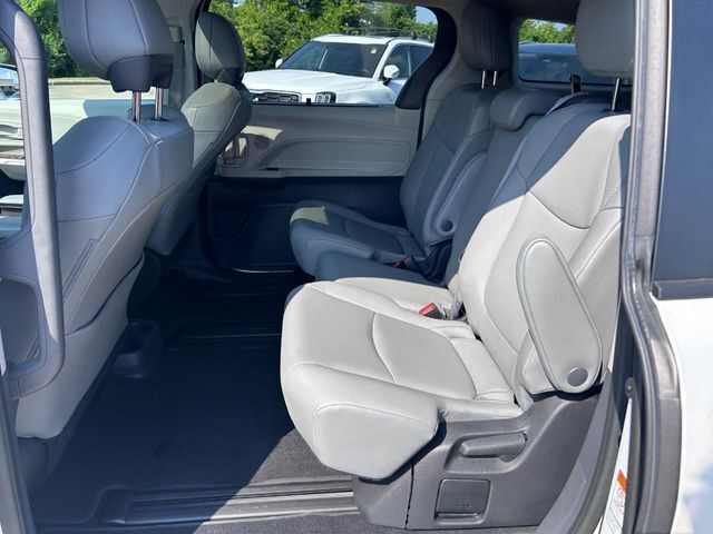2022 Toyota Sienna XLE 8 Passenger Cape Girardeau MO