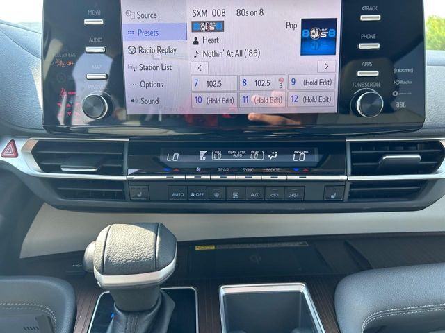 2022 Toyota Sienna XLE 8 Passenger Cape Girardeau MO