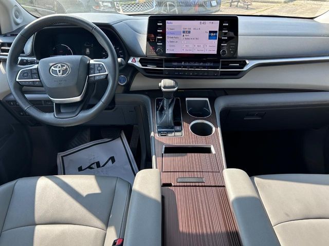 2022 Toyota Sienna XLE 8 Passenger Cape Girardeau MO