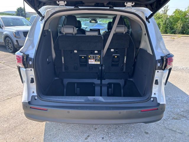 2022 Toyota Sienna XLE 8 Passenger Cape Girardeau MO