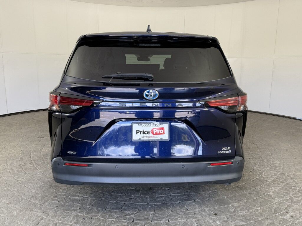 2022 Toyota Sienna XLE AWD Maumee OH