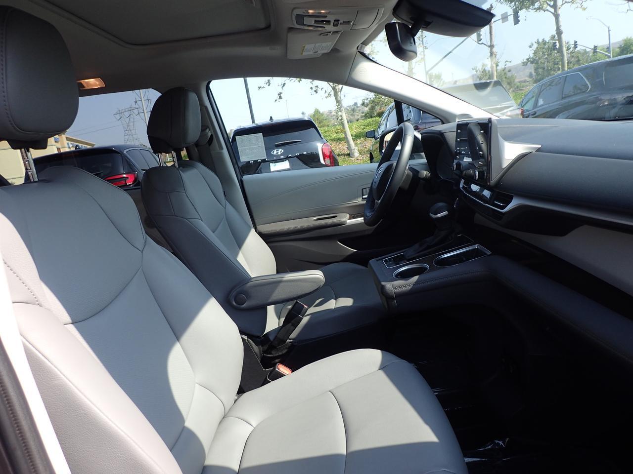 2022 Toyota Sienna XLE Anaheim CA