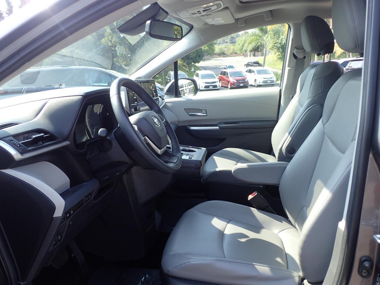 2022 Toyota Sienna XLE Anaheim CA