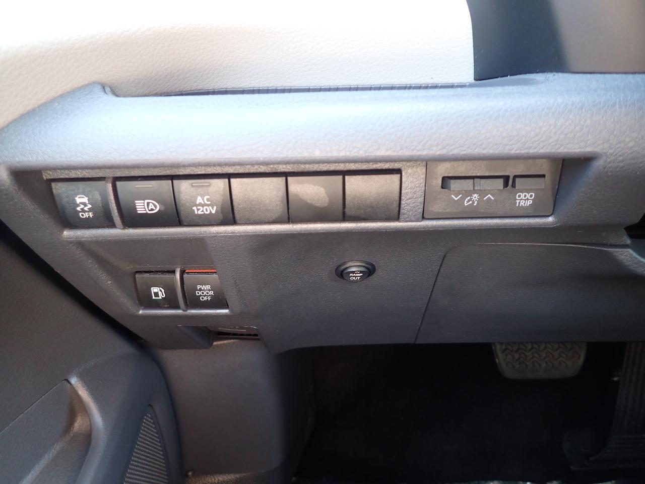 2022 Toyota Sienna XLE Anaheim CA