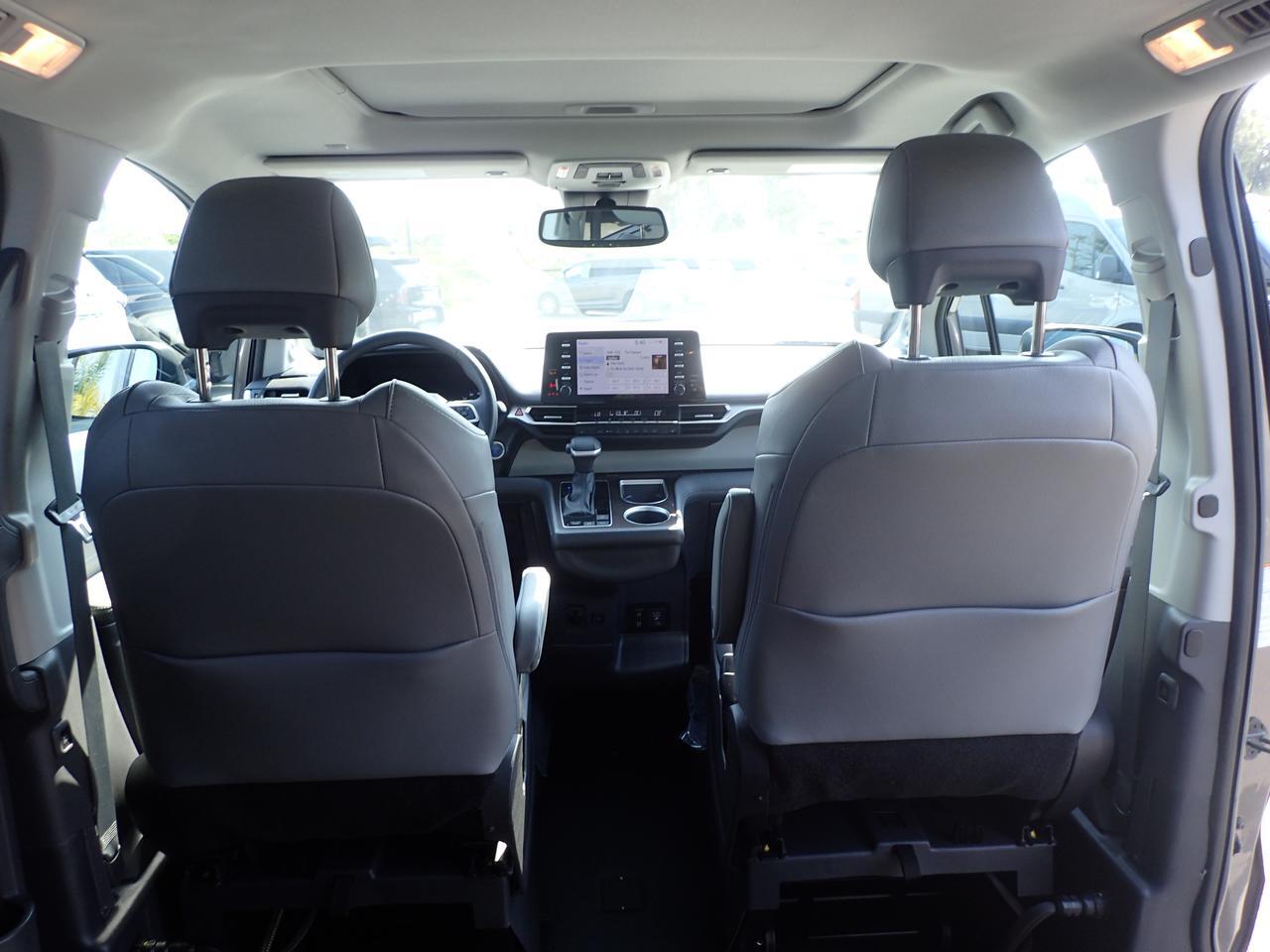 2022 Toyota Sienna XLE Anaheim CA