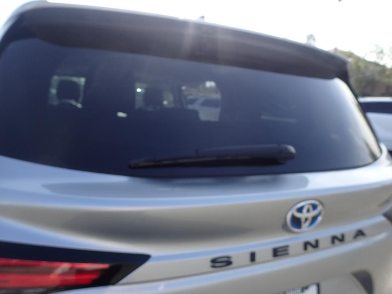 2022 Toyota Sienna XLE Anaheim CA