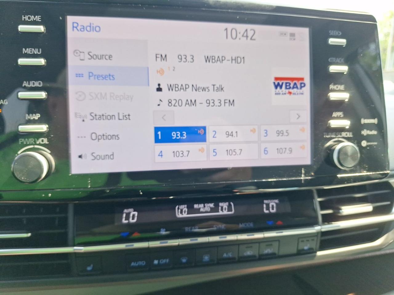 2022 Toyota Sienna XLE Hurst TX