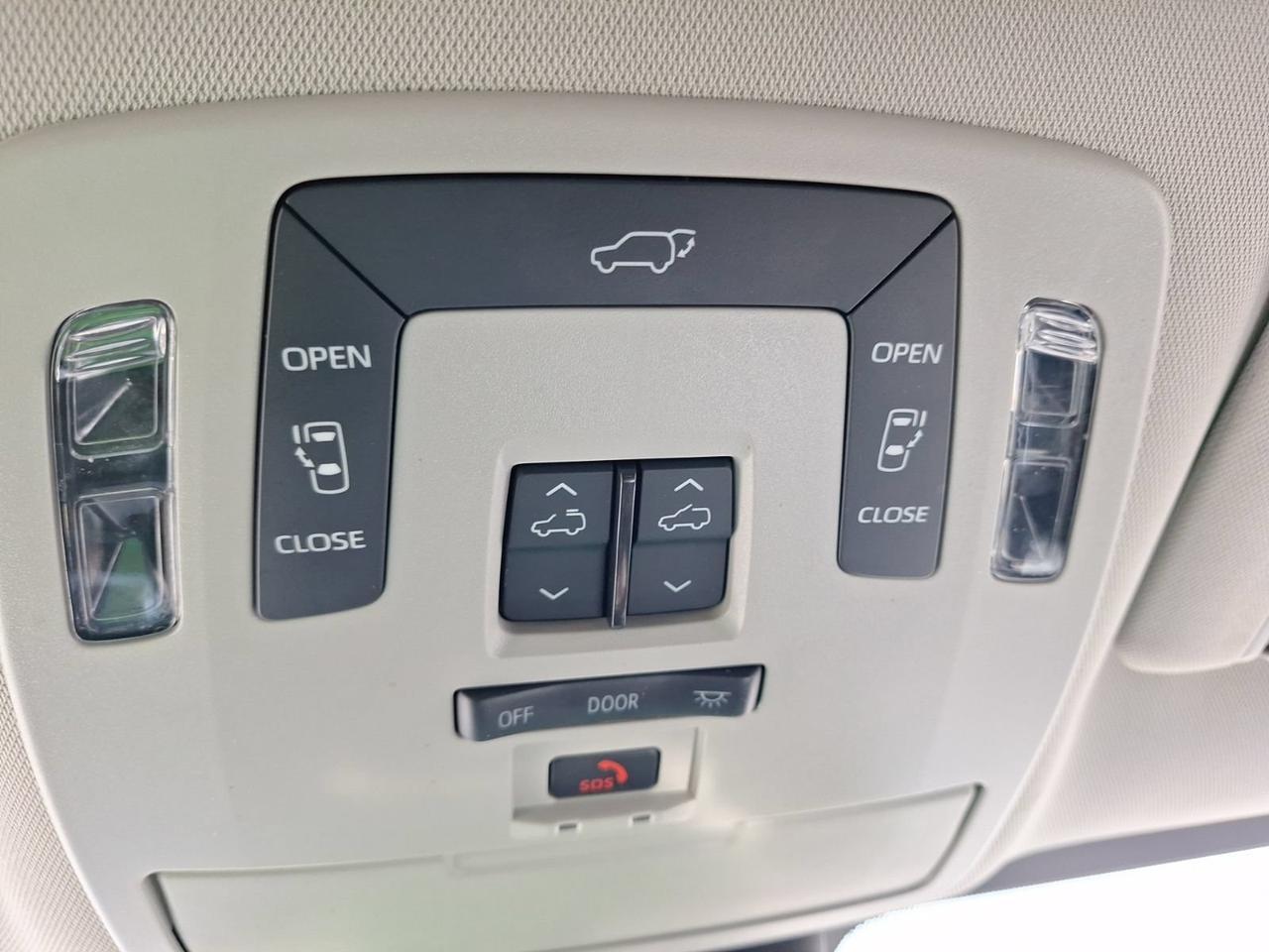 2022 Toyota Sienna XLE Hurst TX