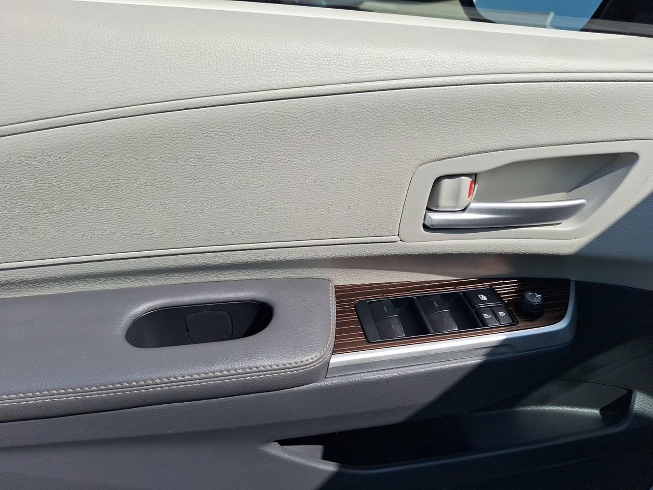2022 Toyota Sienna XLE Hurst TX
