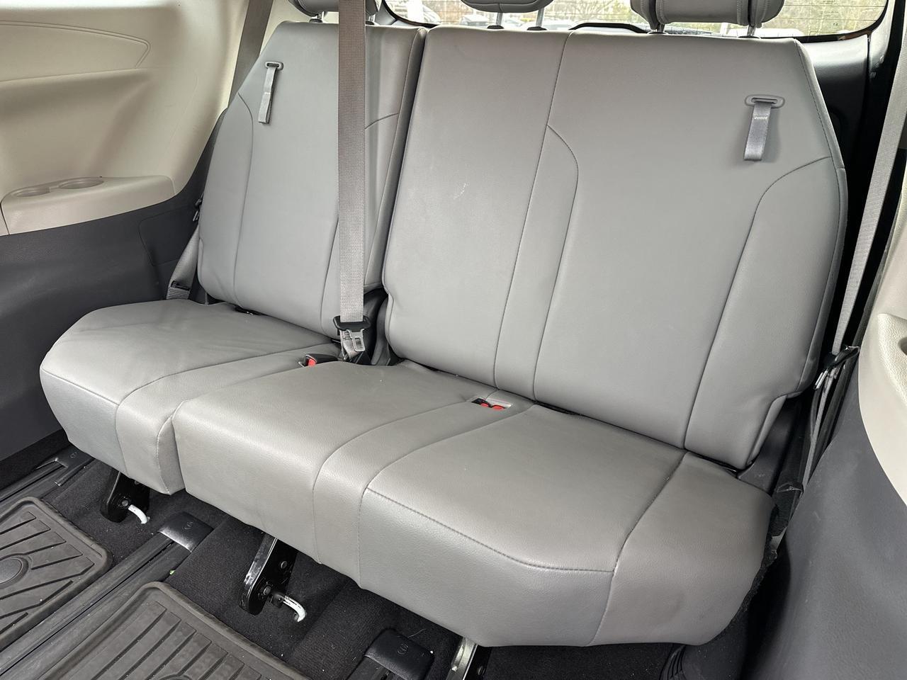 2022 Toyota Sienna XLE HYBRID Chantilly VA