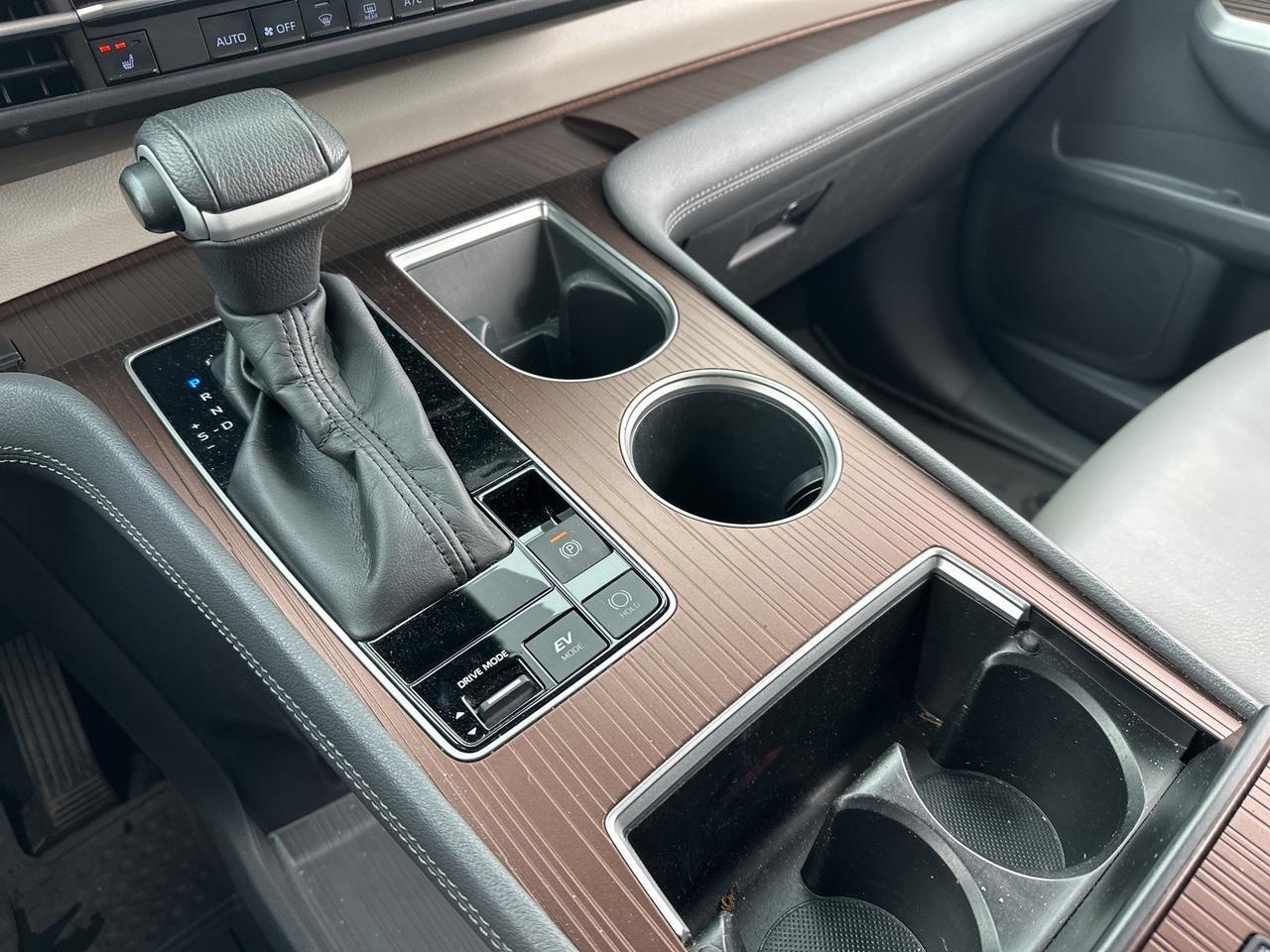 2022 Toyota Sienna XLE HYBRID Chantilly VA