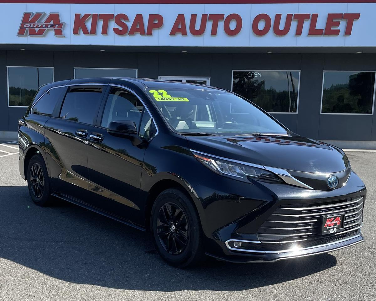2022 Toyota Sienna XLE Minivan 4D Port Orchard WA