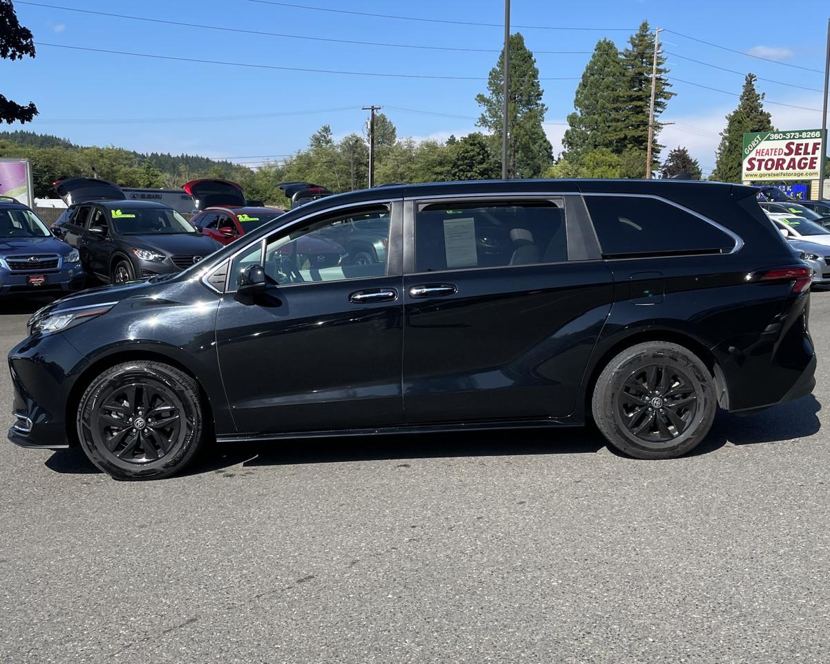 2022 Toyota Sienna XLE Minivan 4D Port Orchard WA
