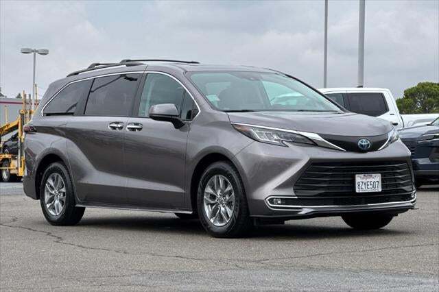 2022 Toyota Sienna XLE Roseville CA
