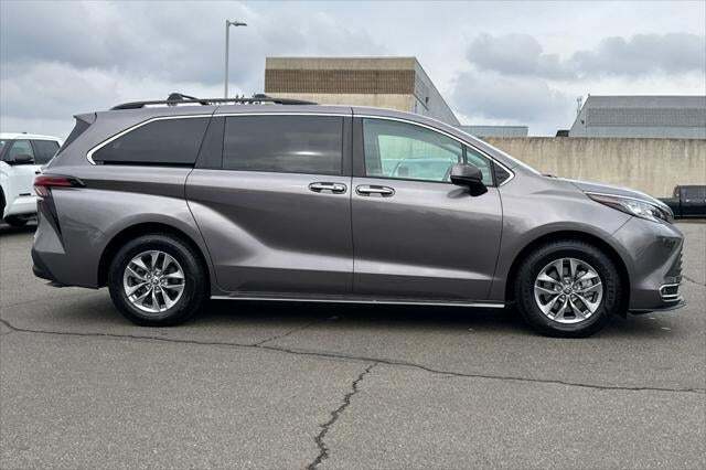 2022 Toyota Sienna XLE Roseville CA