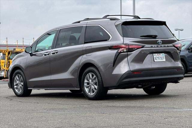 2022 Toyota Sienna XLE Roseville CA