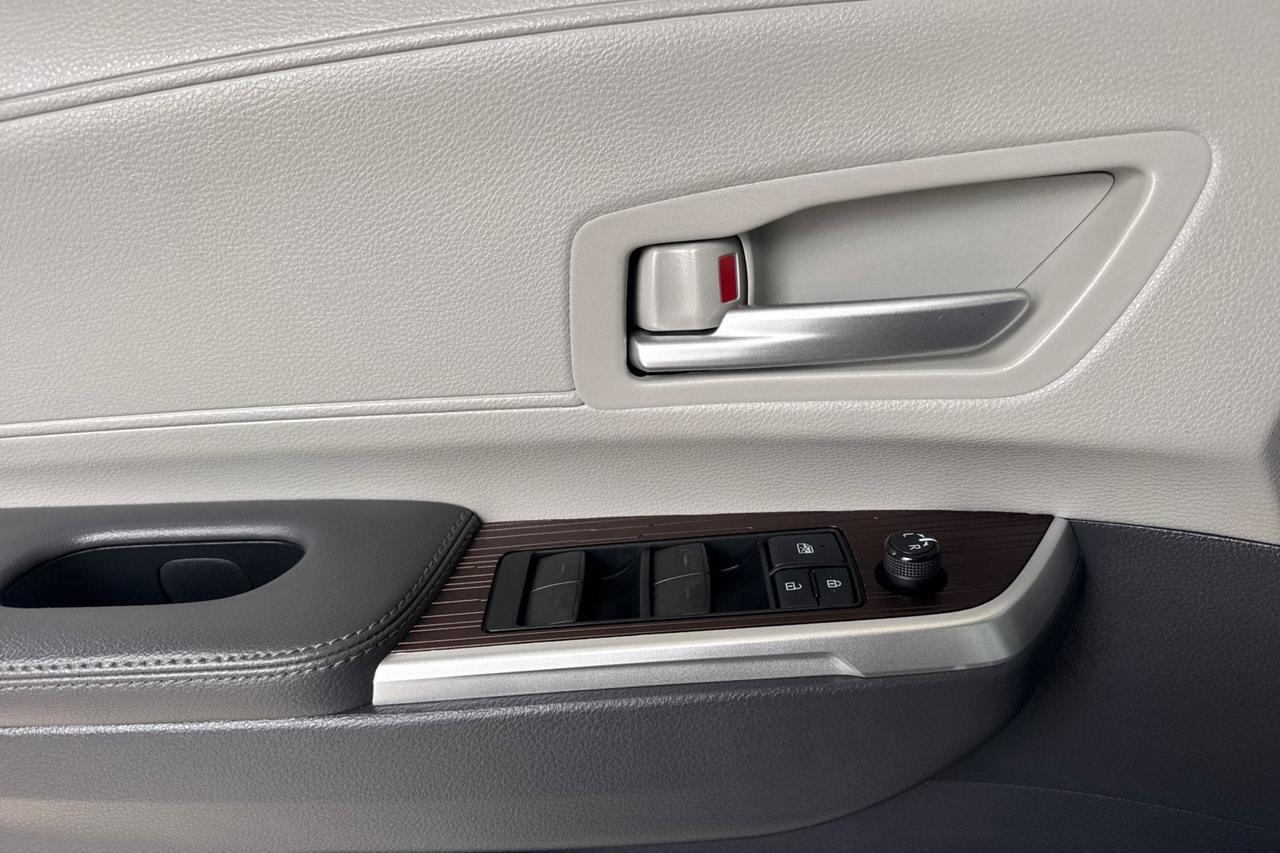 2022 Toyota Sienna XLE Roseville CA