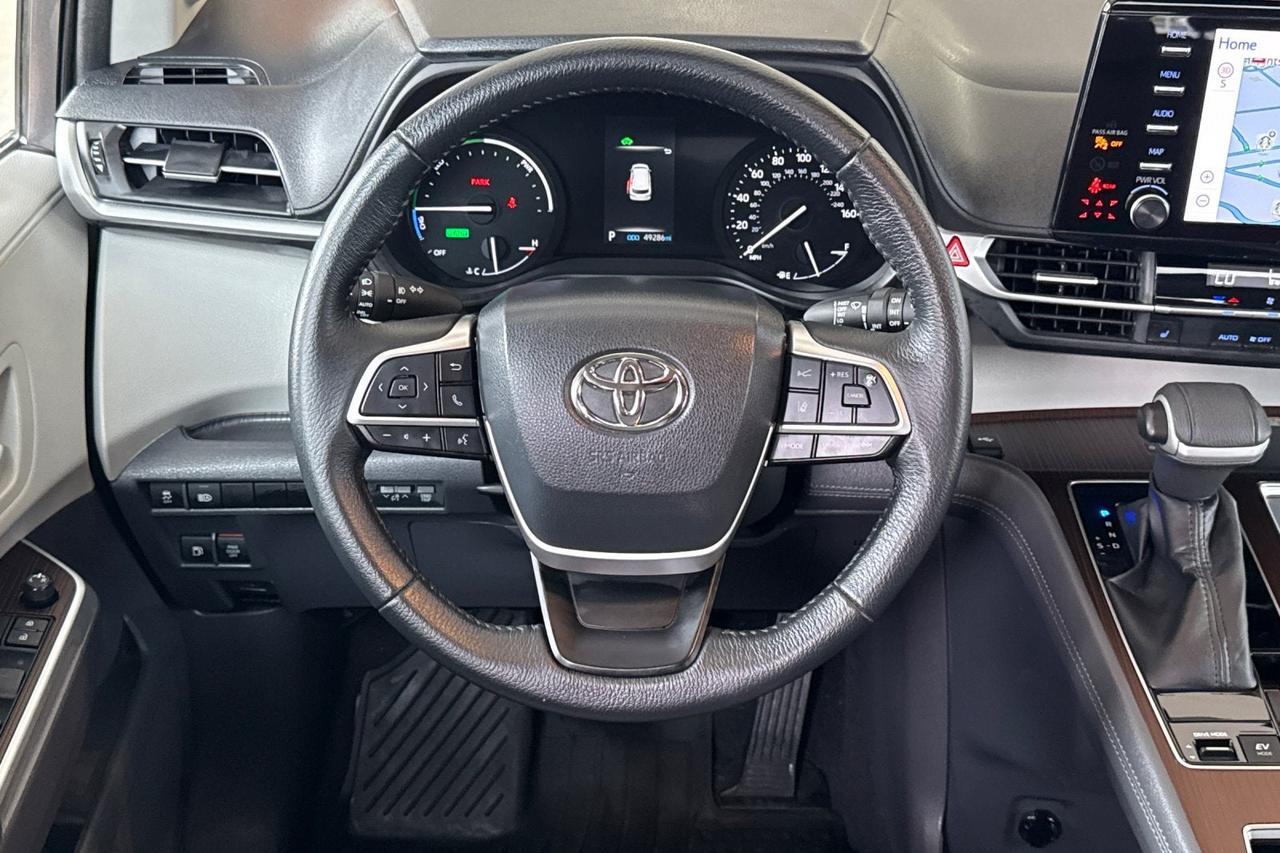 2022 Toyota Sienna XLE Roseville CA