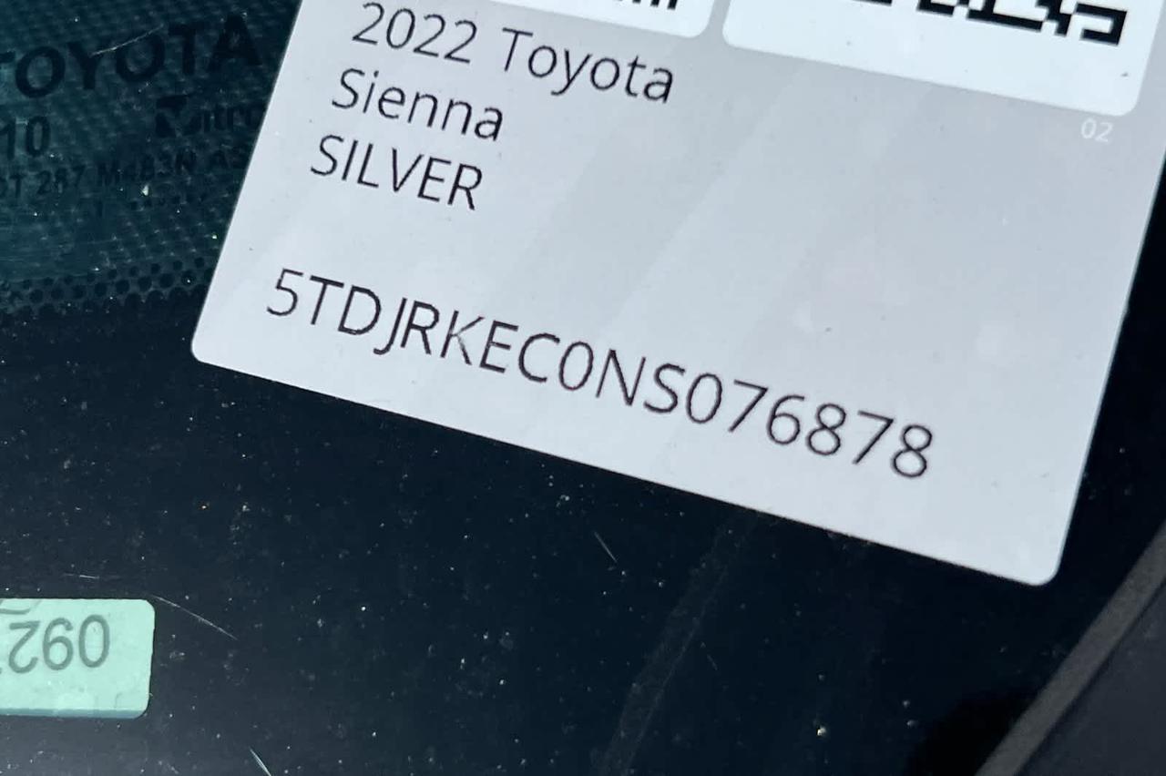 2022 Toyota Sienna XLE Roseville CA