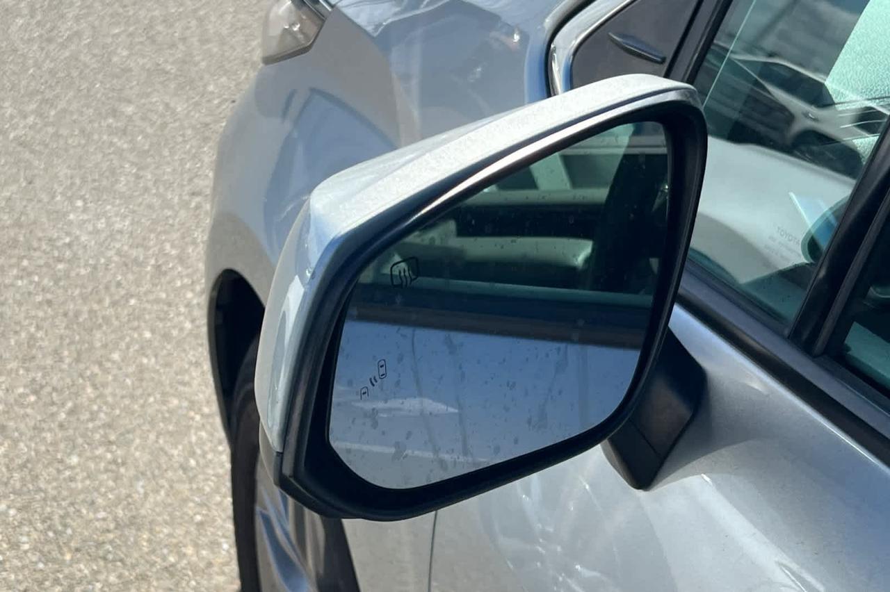 2022 Toyota Sienna XLE Roseville CA