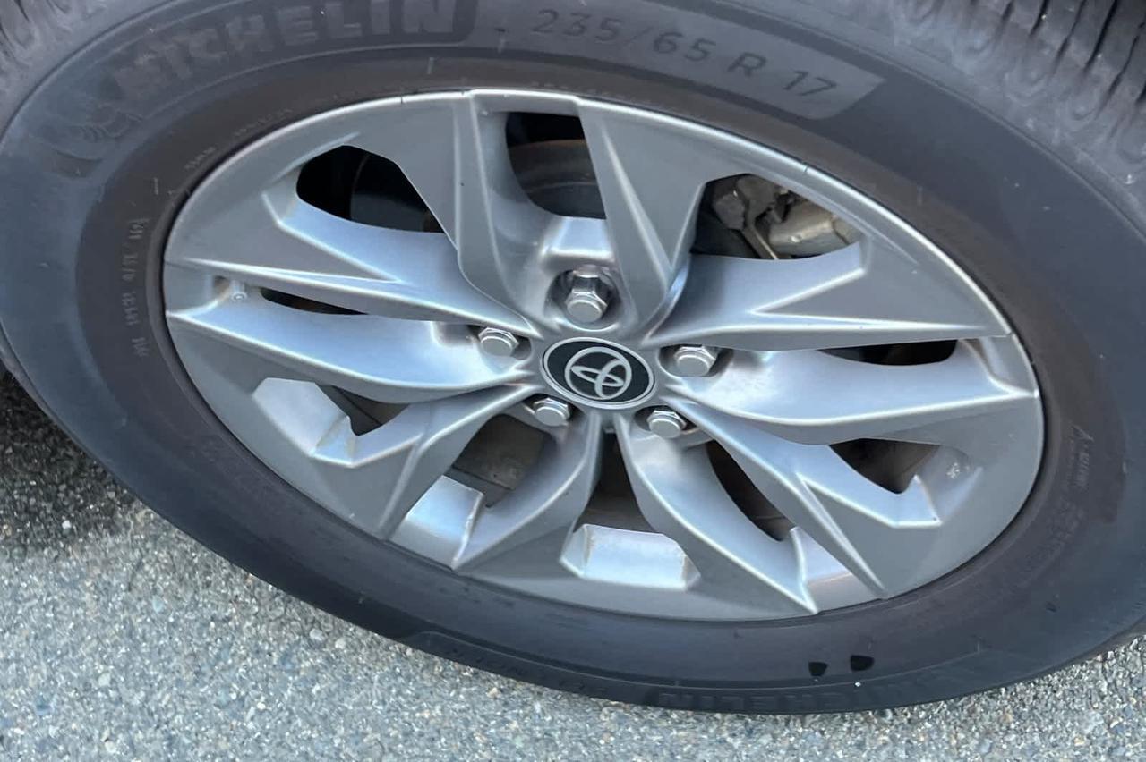 2022 Toyota Sienna XLE Roseville CA