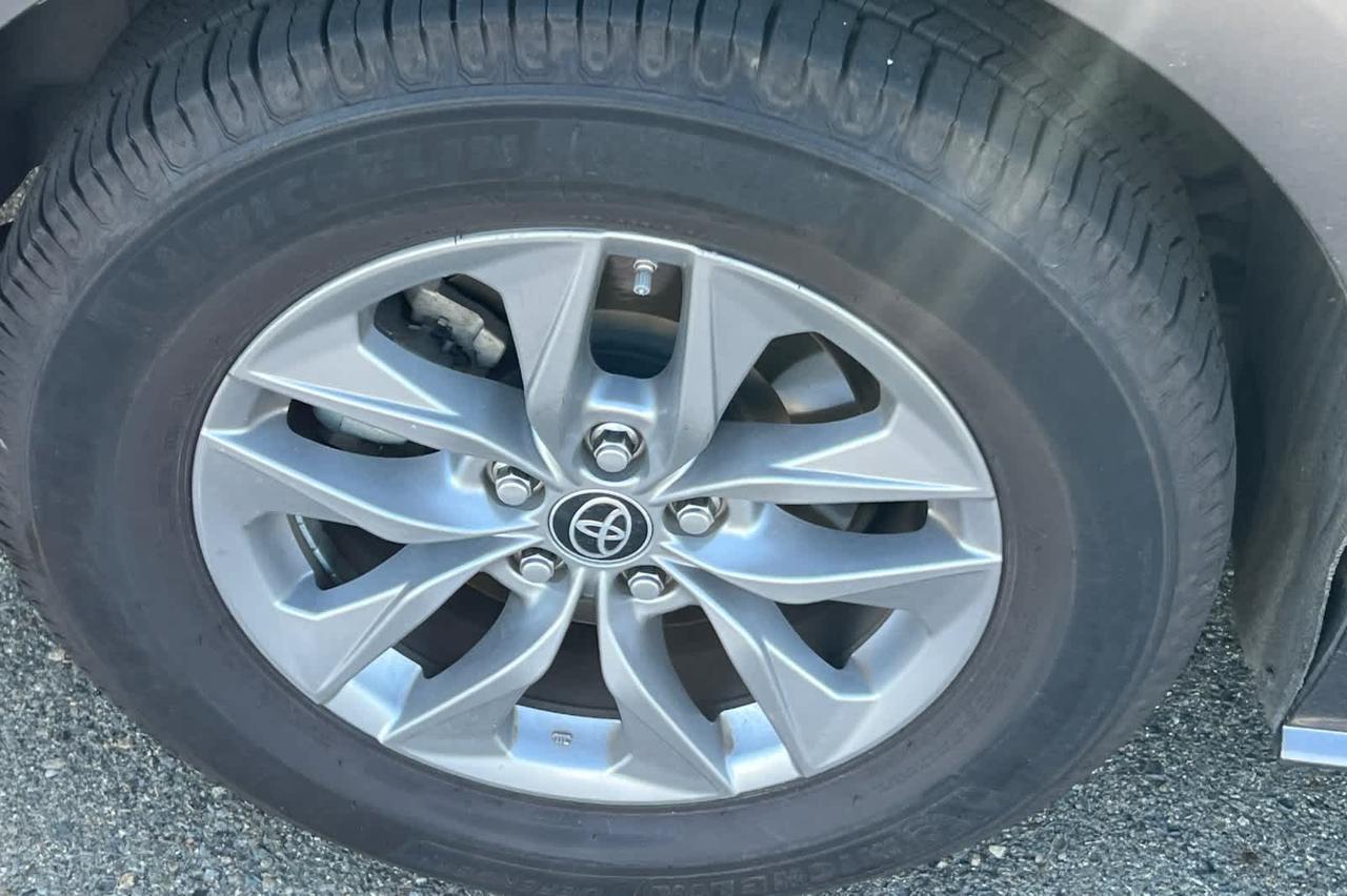 2022 Toyota Sienna XLE Roseville CA