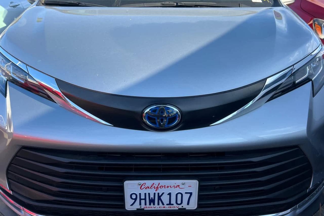 2022 Toyota Sienna XLE Roseville CA