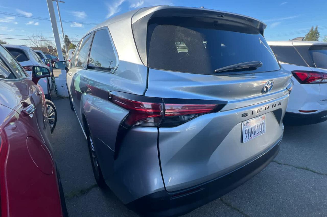 2022 Toyota Sienna XLE Roseville CA