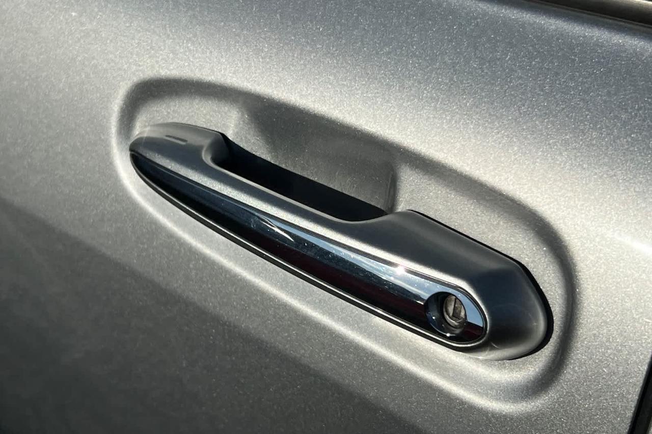 2022 Toyota Sienna XLE Roseville CA